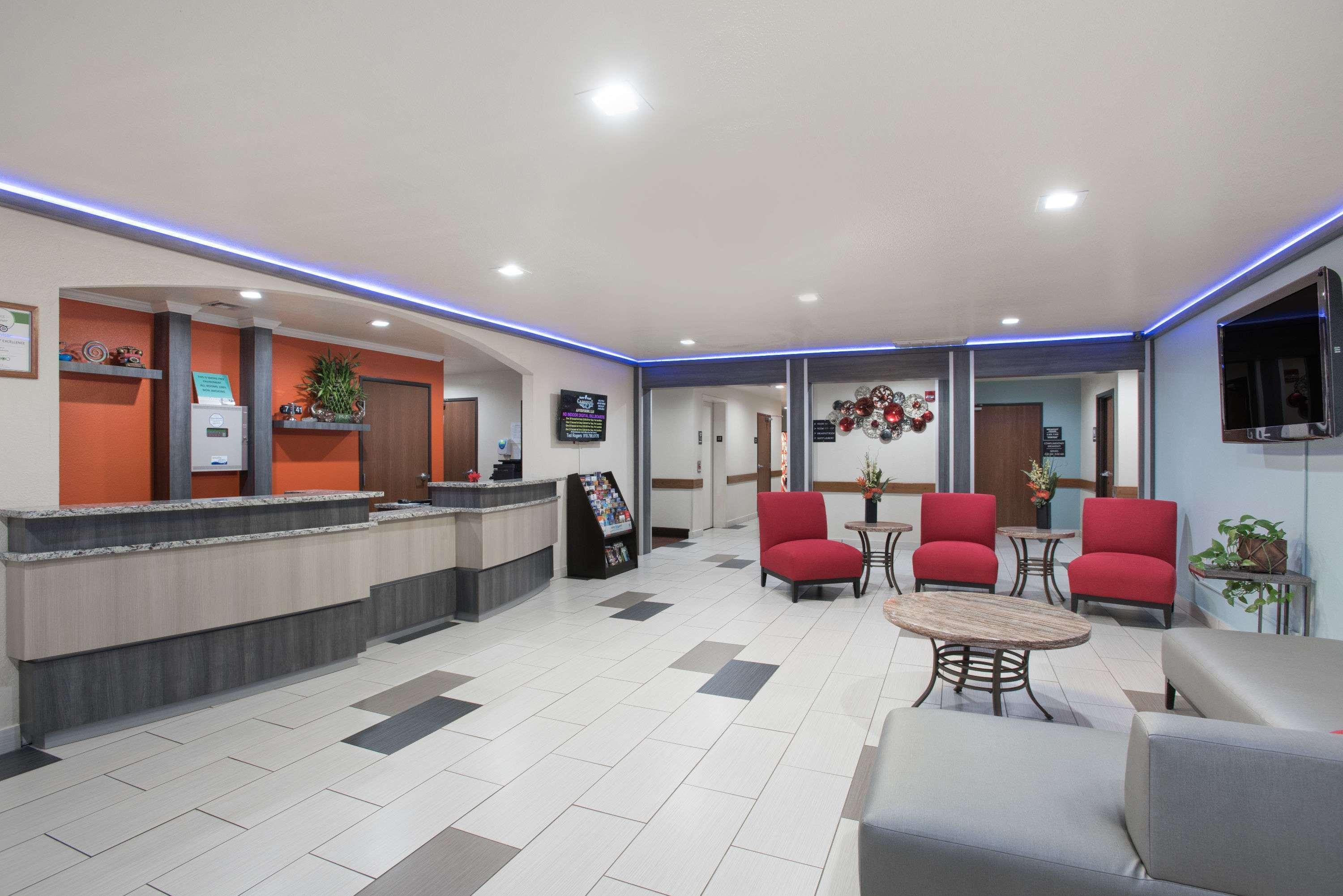 Super 8 By Wyndham Claremore Ok Bagian luar foto